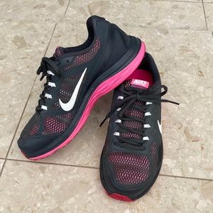 Nike Dual Fusion Run 3